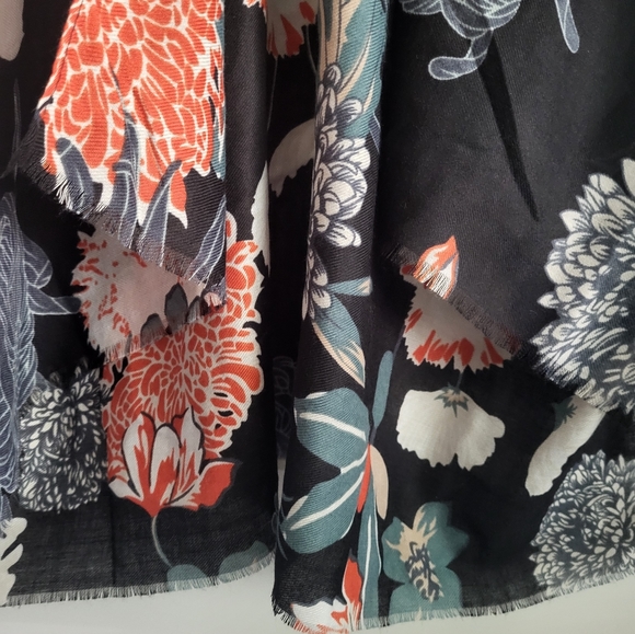 Three Bird Nest Kimono - Picture 3 of 4